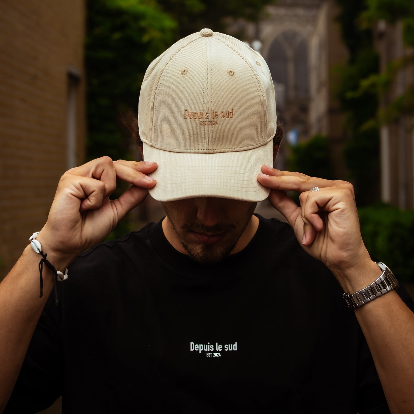 Signature '24 Pet - Beige